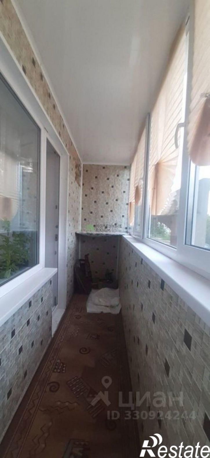 3-комн квартира улица Алексеева, 4,  д. 4