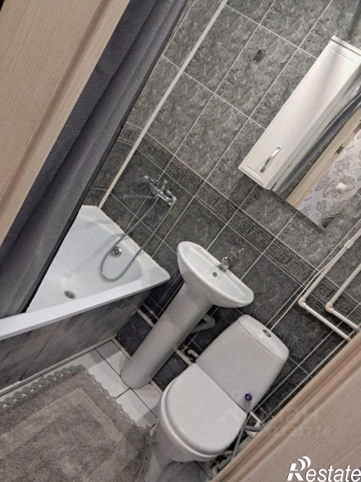 1-комн квартира улица Бурова-Петрова, 14,  д. 14