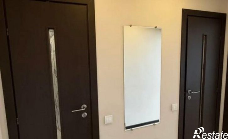 2-комн квартира улица Бурова-Петрова, 62,  д. 62