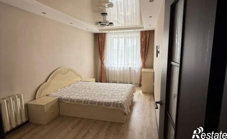2-комн квартира улица Бурова-Петрова, 62,  д. 62