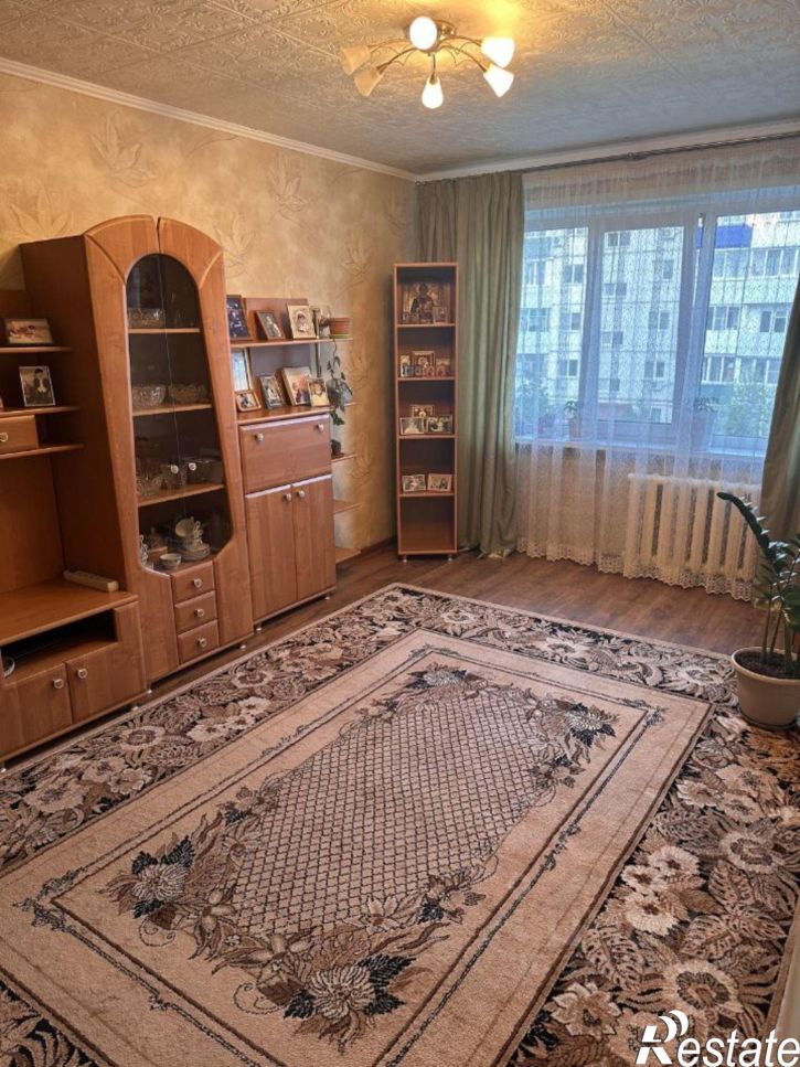 3-комн квартира улица Черняховского, 10,  д. 10