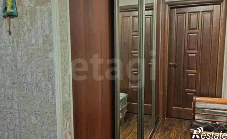 2-комн квартира улица Красина, 52,  д. 52
