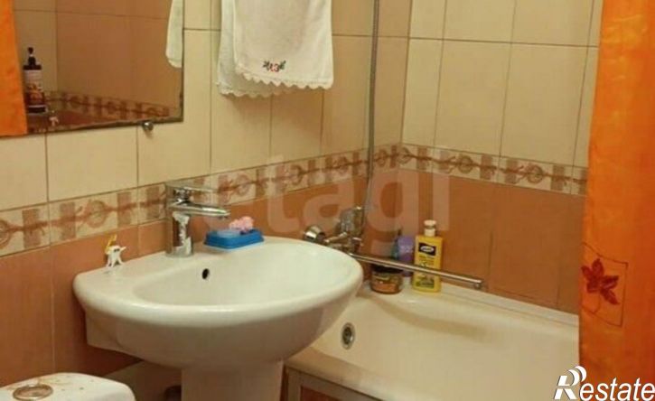 2-комн квартира улица Красина, 52,  д. 52
