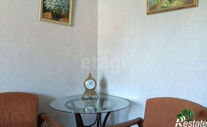 2-комн квартира улица Красина, 52,  д. 52