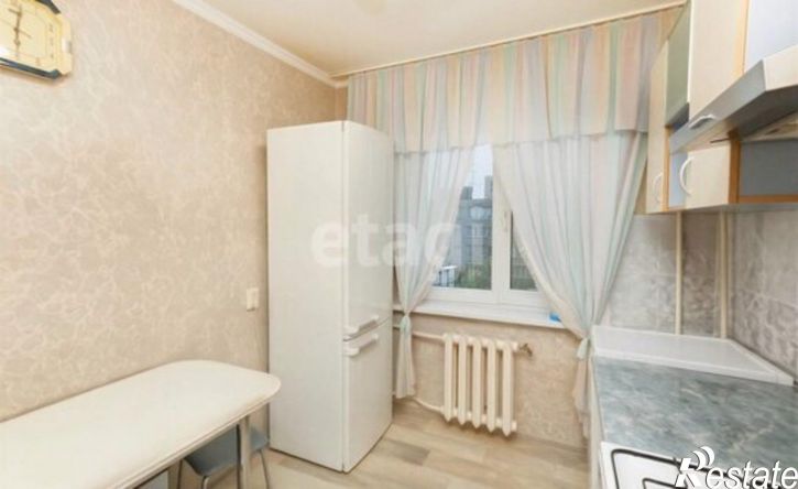 3-комн квартира жилой район Заозёрный, 3-й микрорайон, 23