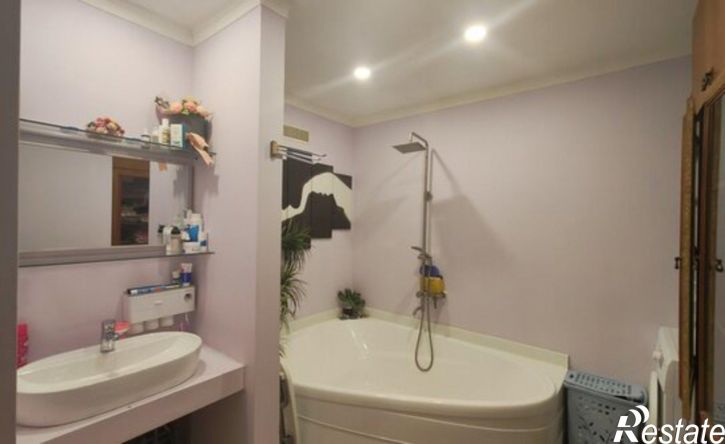 2-комн квартира улица Пичугина, 8,  д. 8