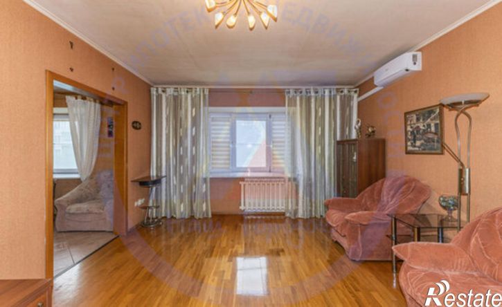 3-комн квартира улица Карельцева, 56,  д. 56