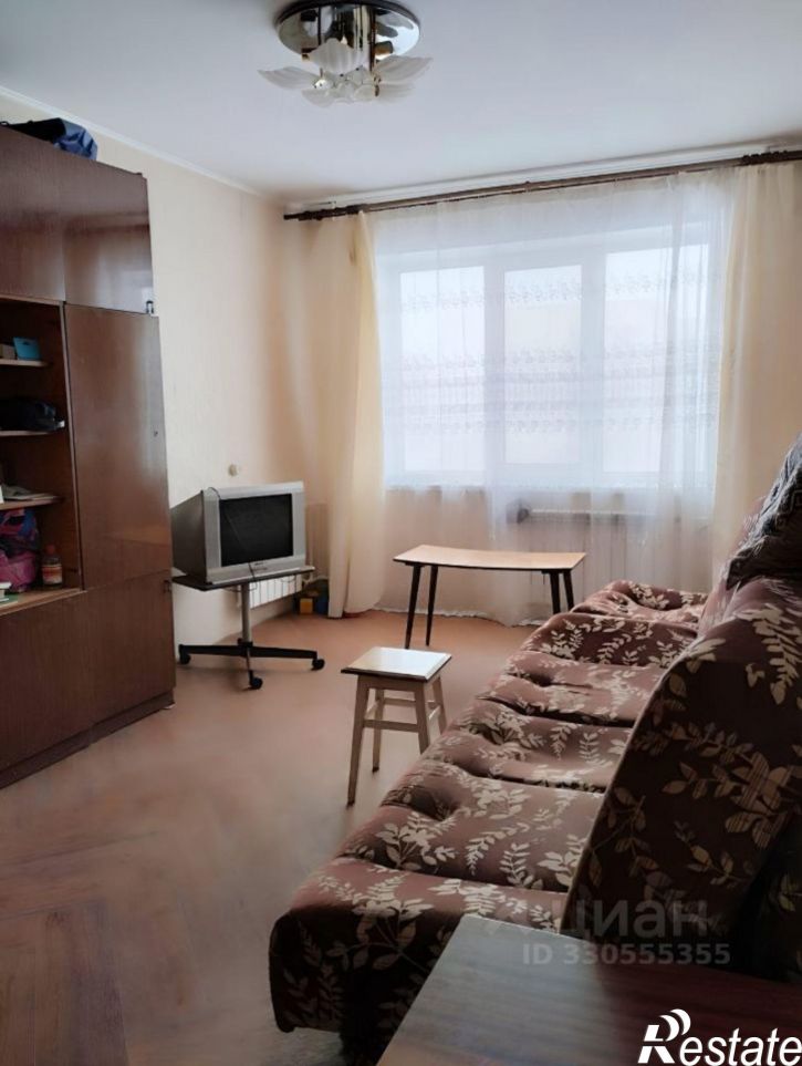 3-комн квартира пр-кт Конституции, 66,  д. 66