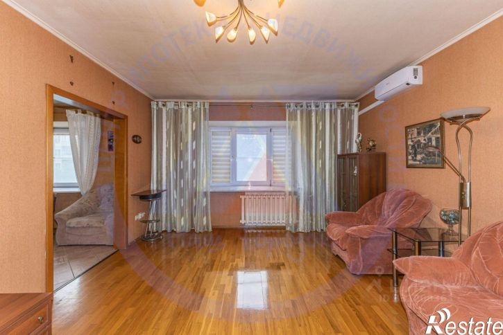 3-комн квартира ул Карельцева, 56,  д. 56