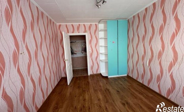 4-комн квартира жилой район Заозёрный, 5-й микрорайон, 1