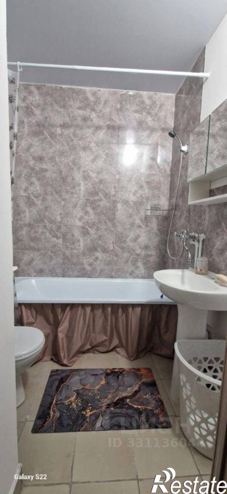 1-комн квартира 8-й микрорайон, 5,  д. 5