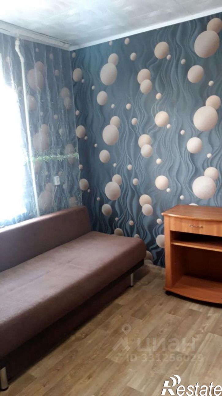 Комната ул Радионова, 20,  д. 20