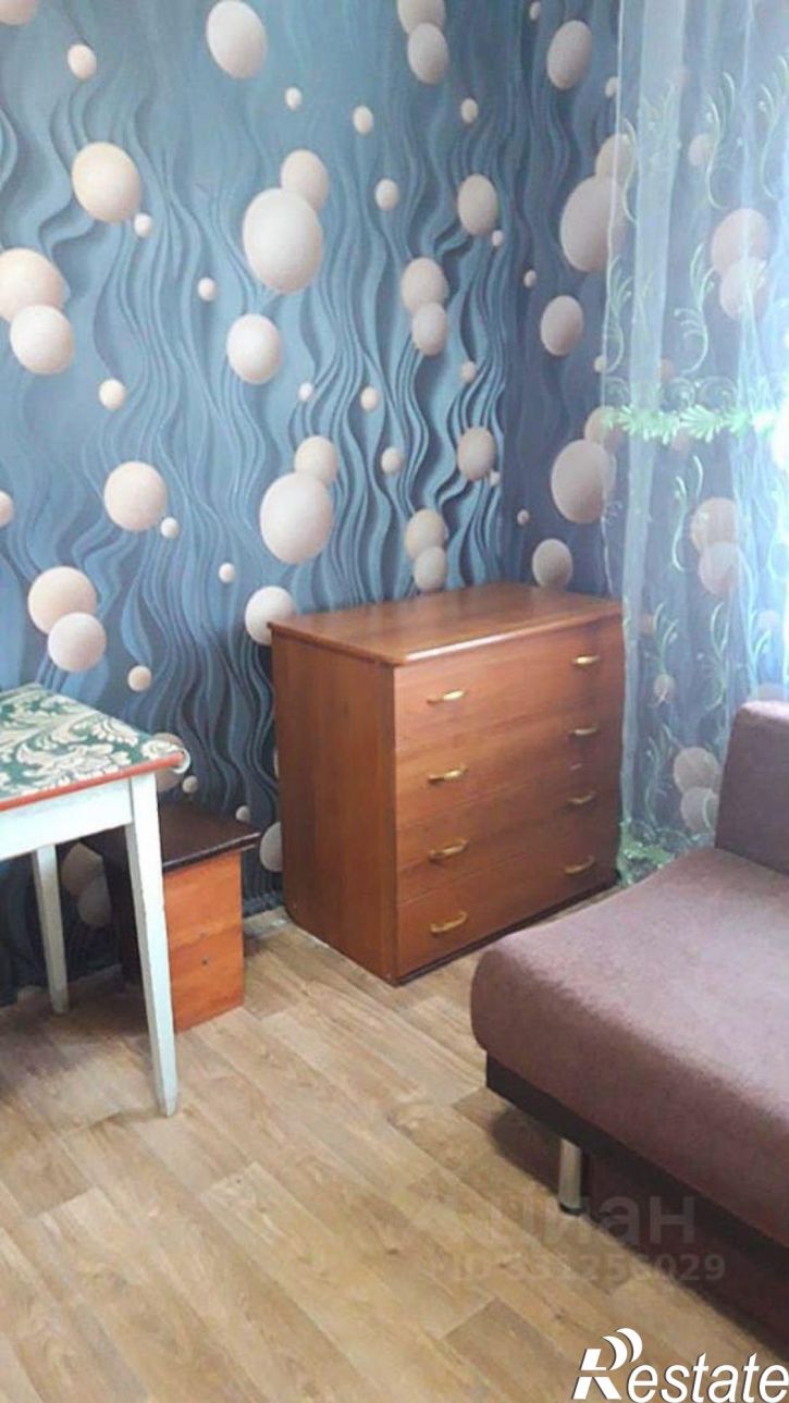 Комната ул Радионова, 20,  д. 20