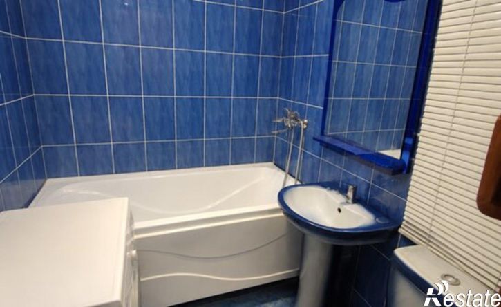 2-комн квартира улица Дзержинского, 52,  д. 52