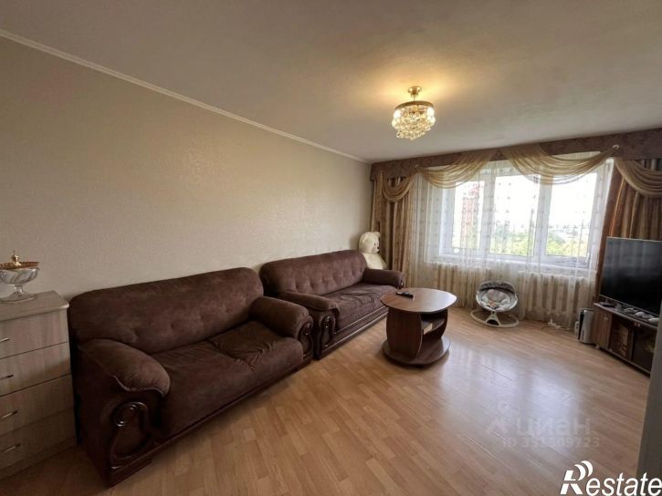 4-комн квартира улица Карельцева, 109,  д. 109