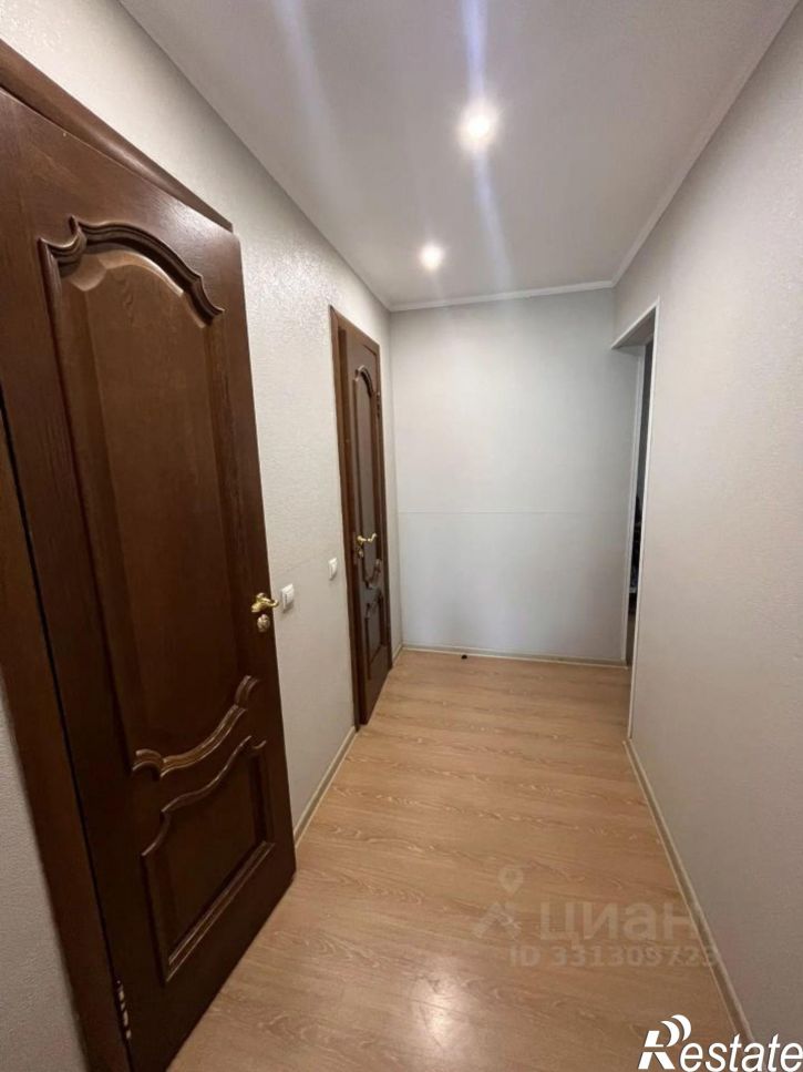 4-комн квартира улица Карельцева, 109,  д. 109