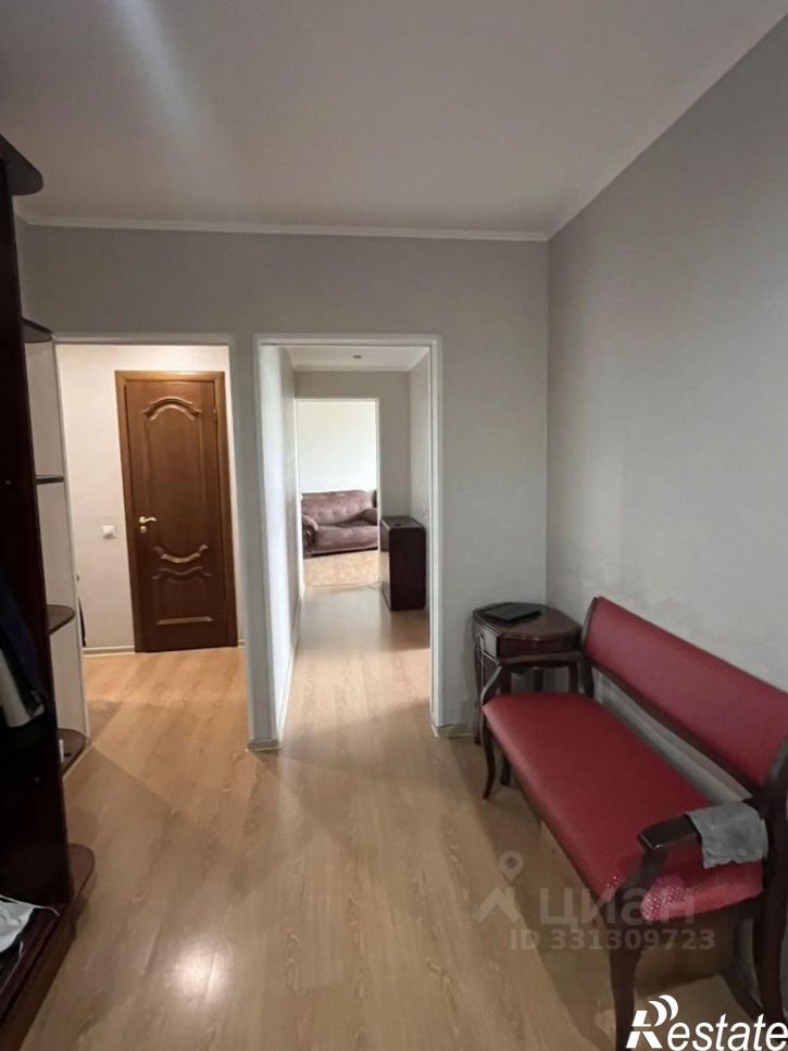 4-комн квартира улица Карельцева, 109,  д. 109