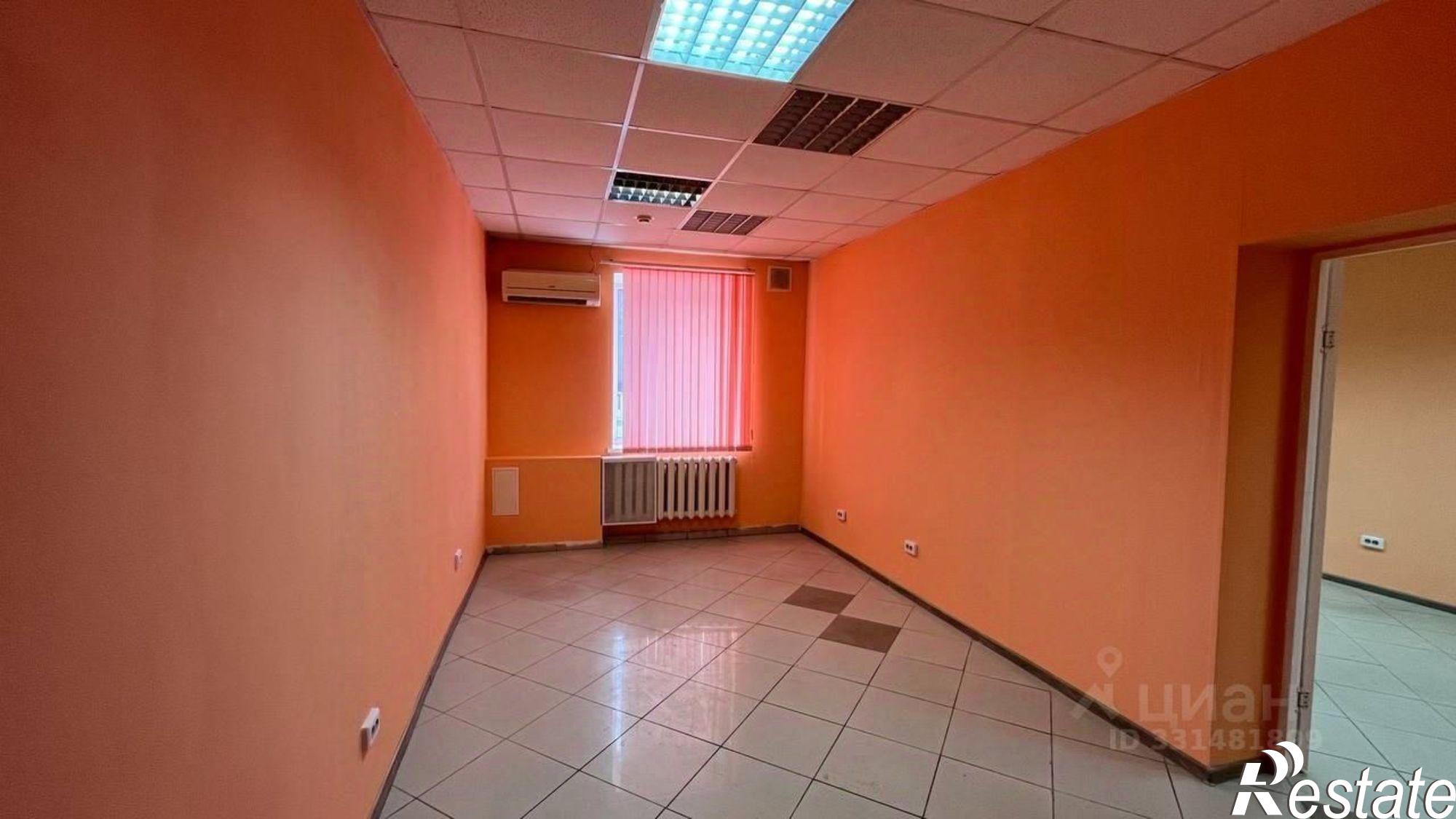Купить торговое помещение за 5 828 650 рублей на Пролетарская улица, 64