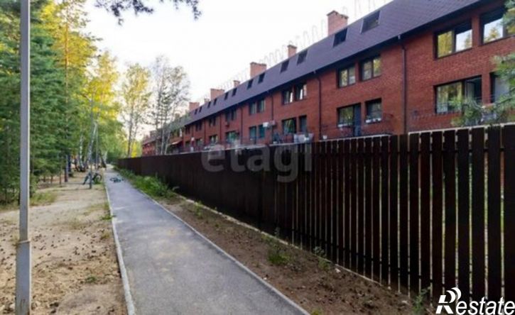 4-комн квартира ул Придорожная, 1,  д. 1