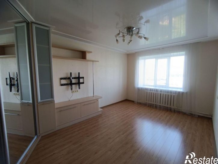 3-комн квартира Алексеева улица, 1