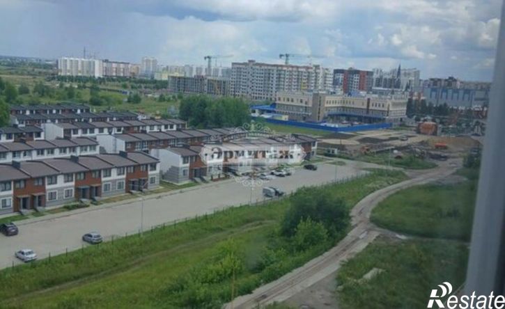 3-комн квартира улица Мостостроителей, 4А,  д. 4А