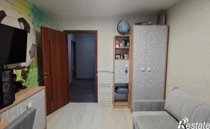 3-комн квартира жилой район Заозёрный, 2-й микрорайон, 20
