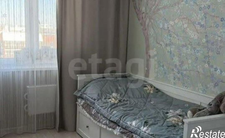3-комн квартира жилой район Заозёрный, 4-й микрорайон, 31