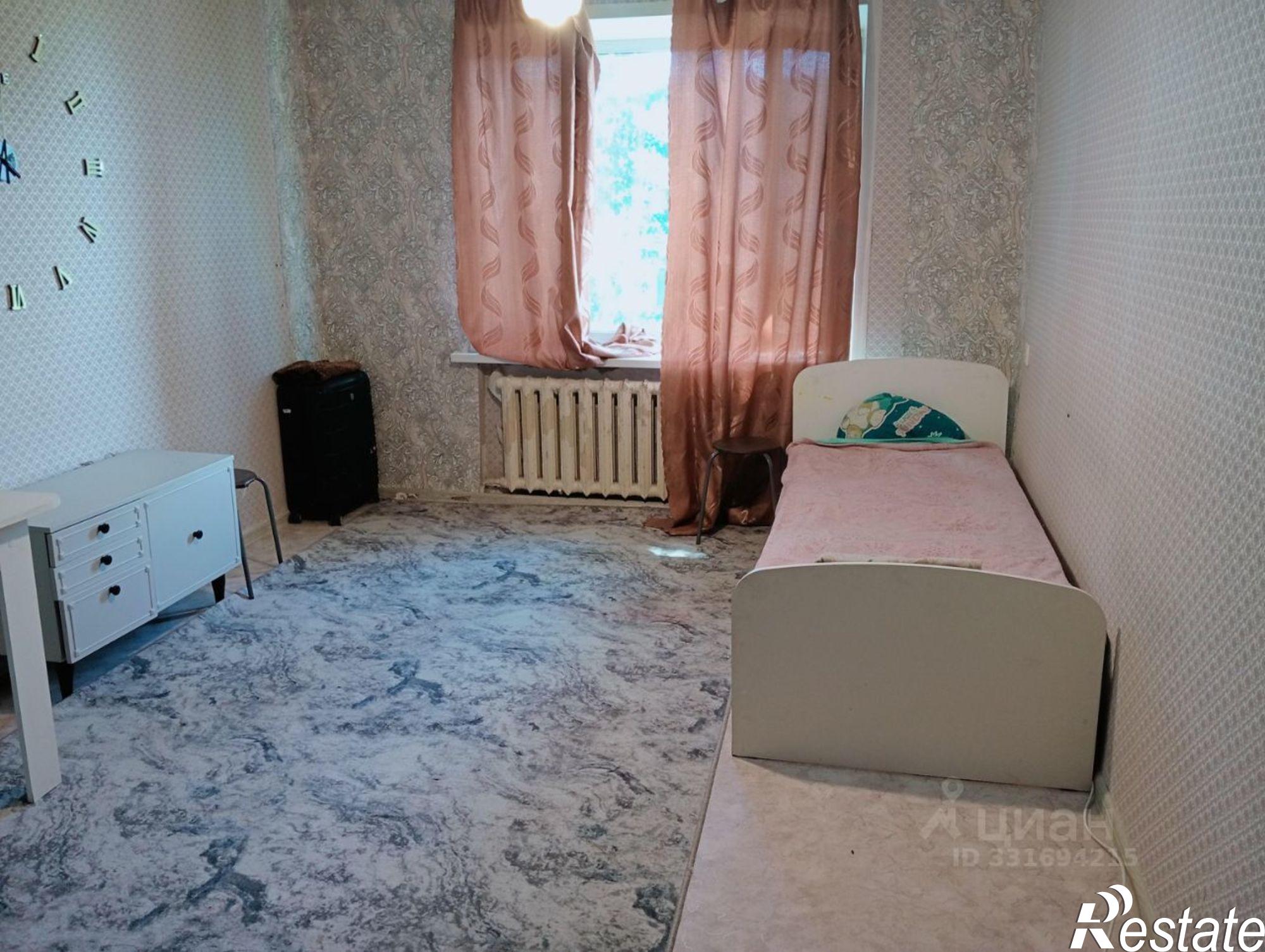 Сдать комнату за 8 000 рублей на ул Алексеева, 3