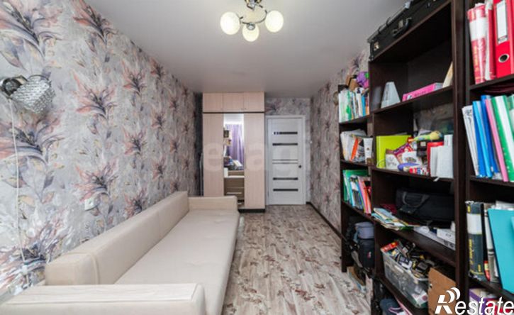 3-комн квартира ул Дзержинского, 42,  д. 42