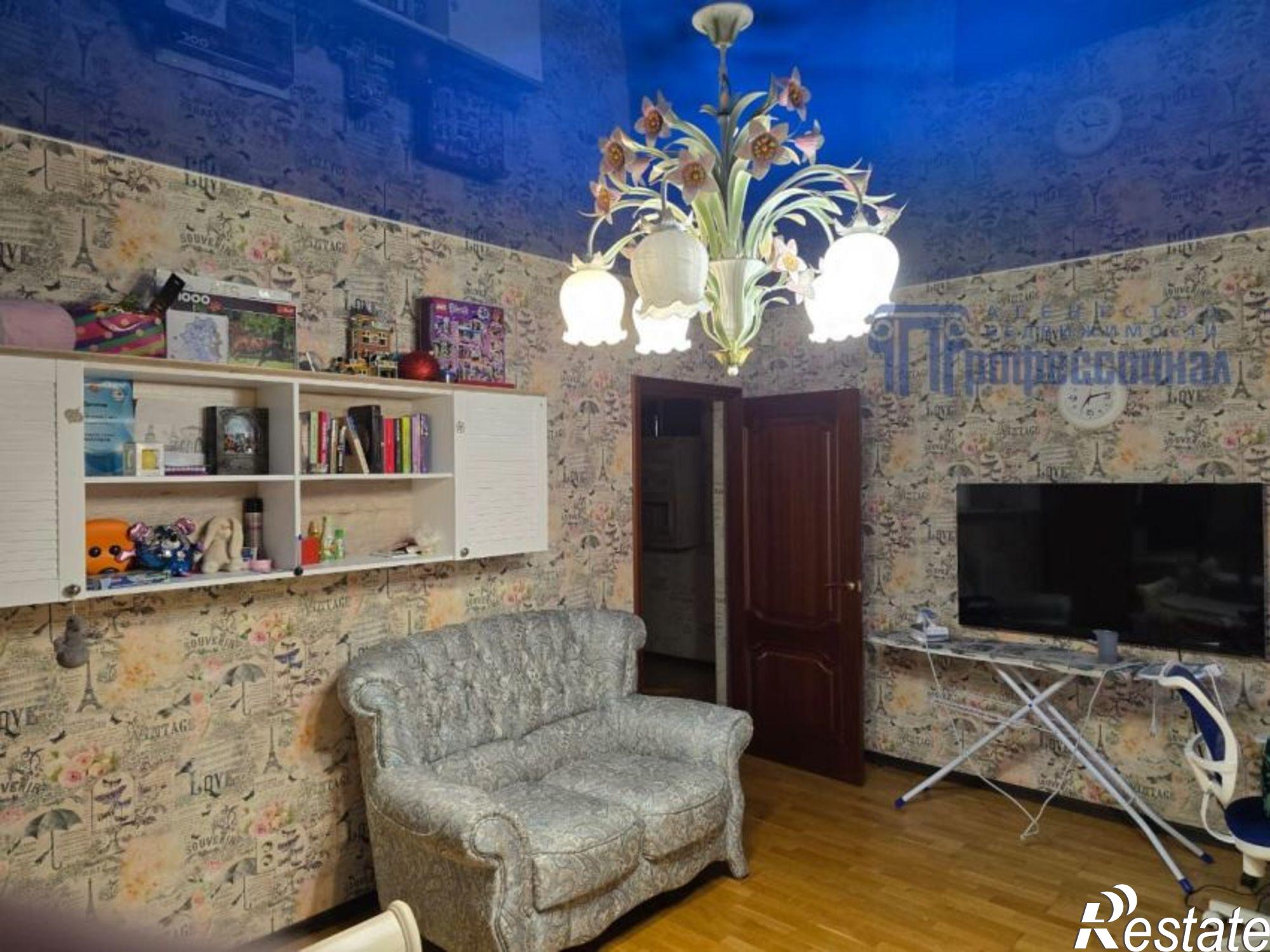 Купить квартиру за 12 300 000 рублей на Карельцева улица, 56