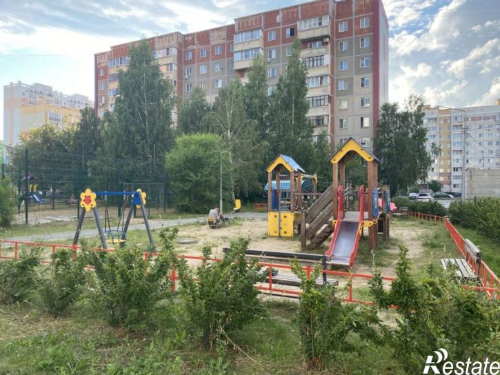 2-комн квартира 7 микрорайон, 25