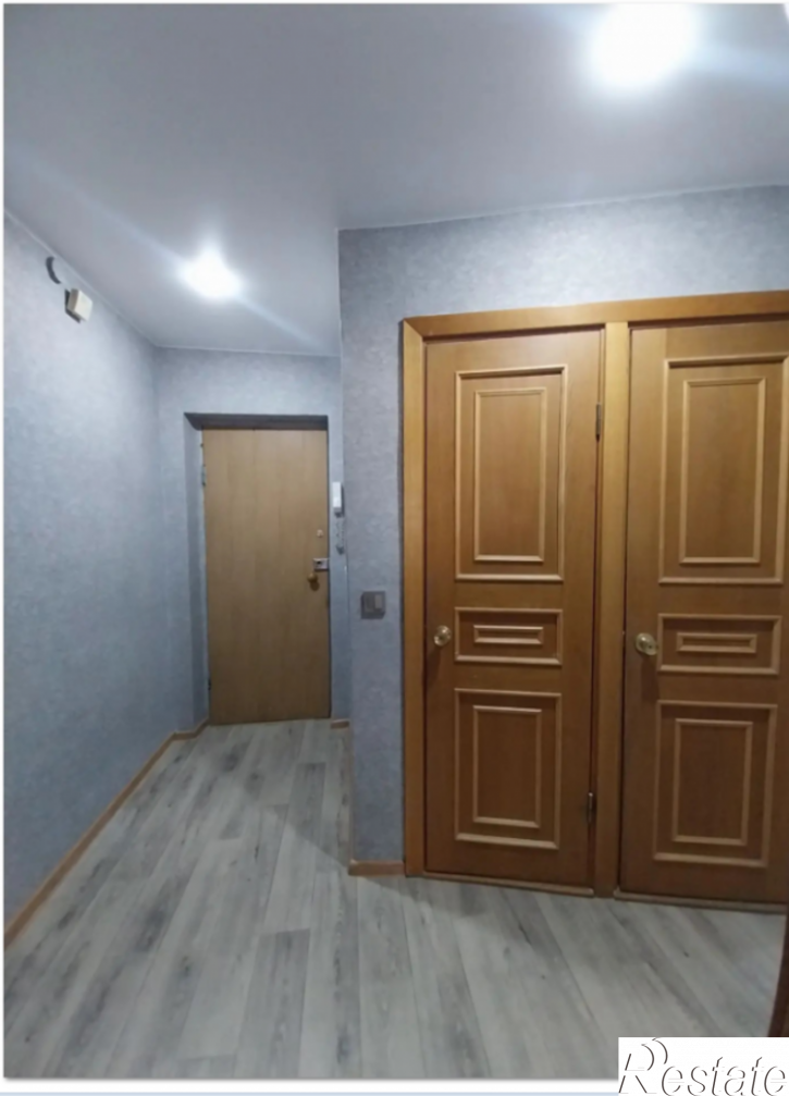 2-комн квартира Володарского улица, 105