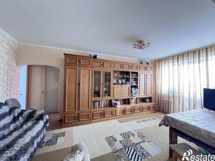 3-комн квартира пр-кт Конституции, 40,  д. 40