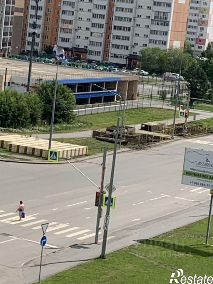 3-комн квартира жилой район Заозёрный, 1-й микрорайон