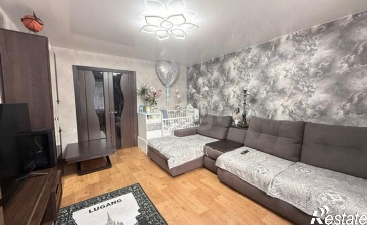 3-комн квартира пр-кт Конституции, 62а,  д. 62а