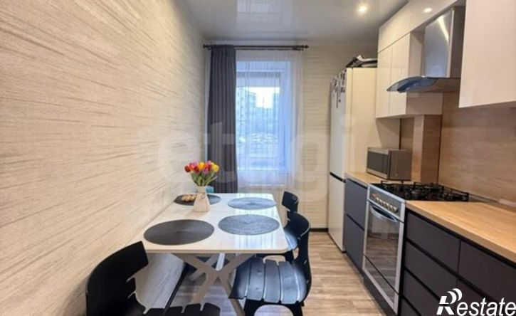 3-комн квартира пр-кт Конституции, 62а,  д. 62а