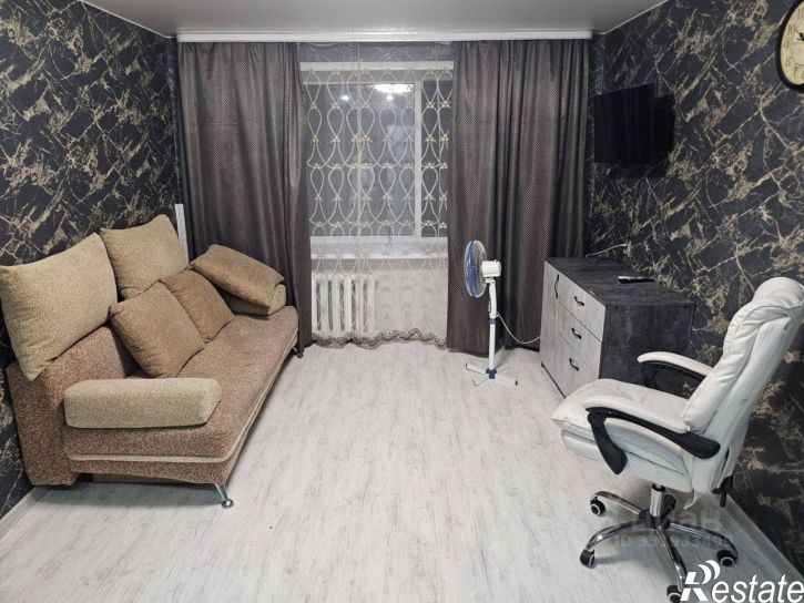 Комната ул Бурова-Петрова, 93,  д. 93