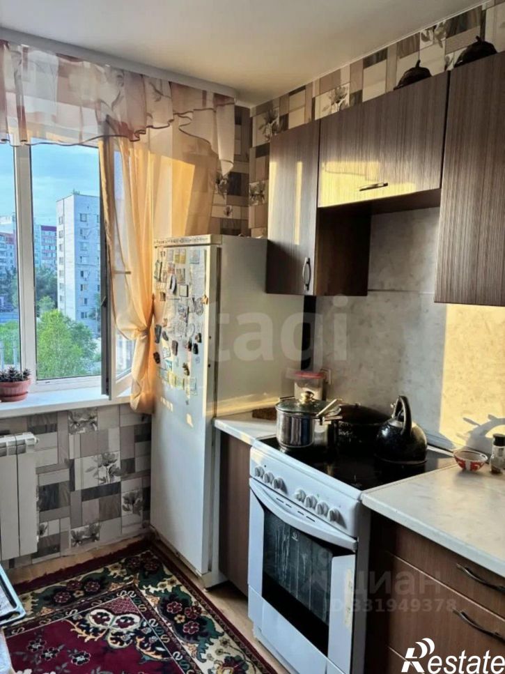 3-комн квартира Солнечный б-р, 6,  д. 6