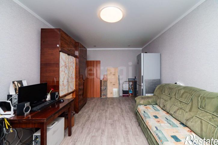 2-комн квартира пр-кт Машиностроителей, 9,  д. 9