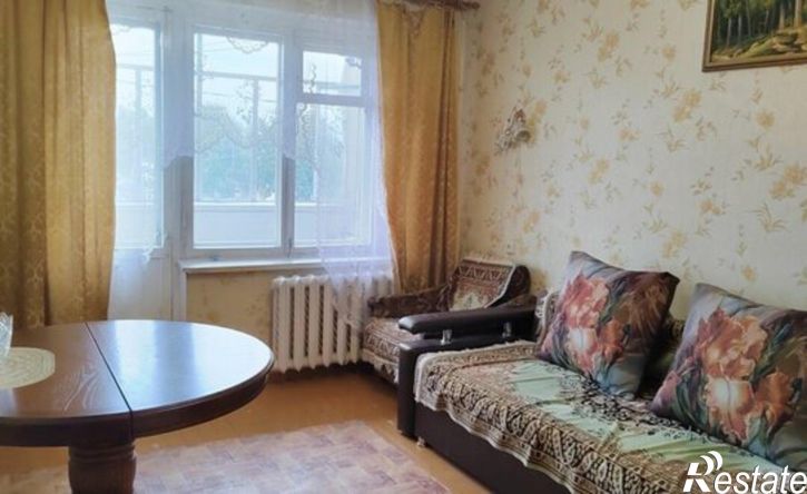 4-комн квартира ул Черняховского, 8,  д. 8