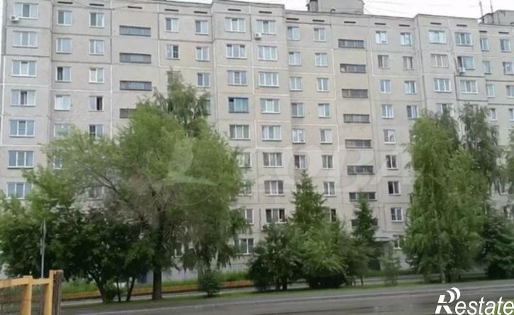 3-комн квартира жилой район Заозёрный, 3-й микрорайон, 23