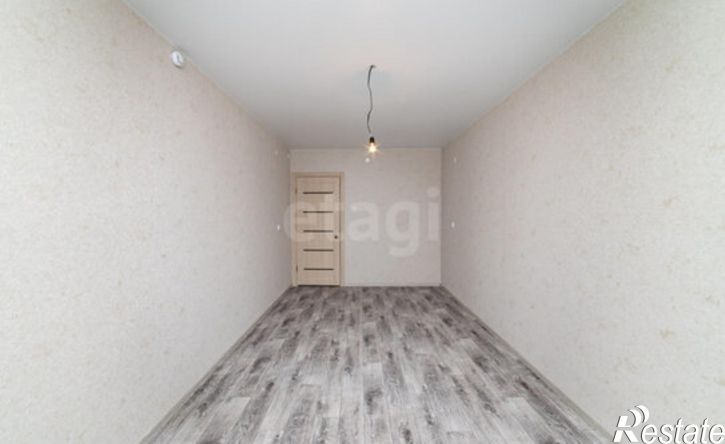 2-комн квартира улица Броневик, 2/1