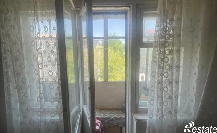 1-комн квартира ул Сухэ-Батора, 15,  д. 15