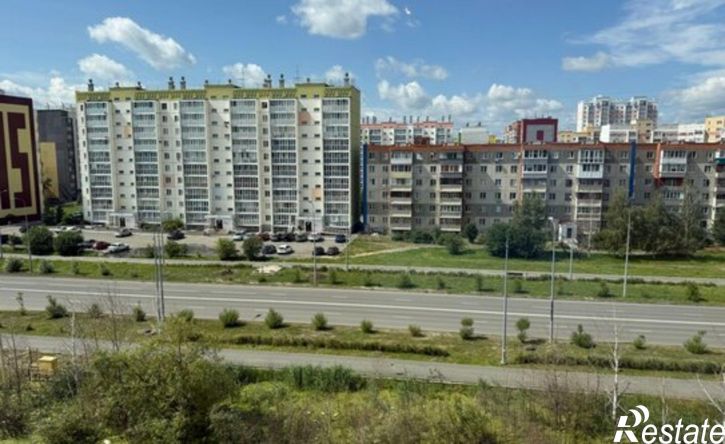 1-комн квартира жилой район Заозёрный, 8-й микрорайон, 5/2