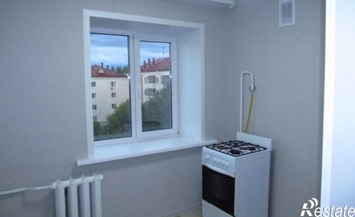 1-комн квартира ул Сухэ-Батора, 10,  д. 10