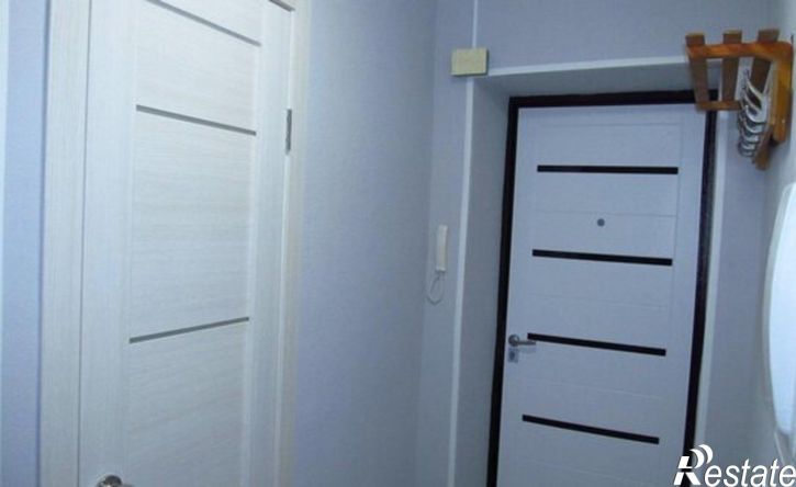1-комн квартира ул Сухэ-Батора, 10,  д. 10