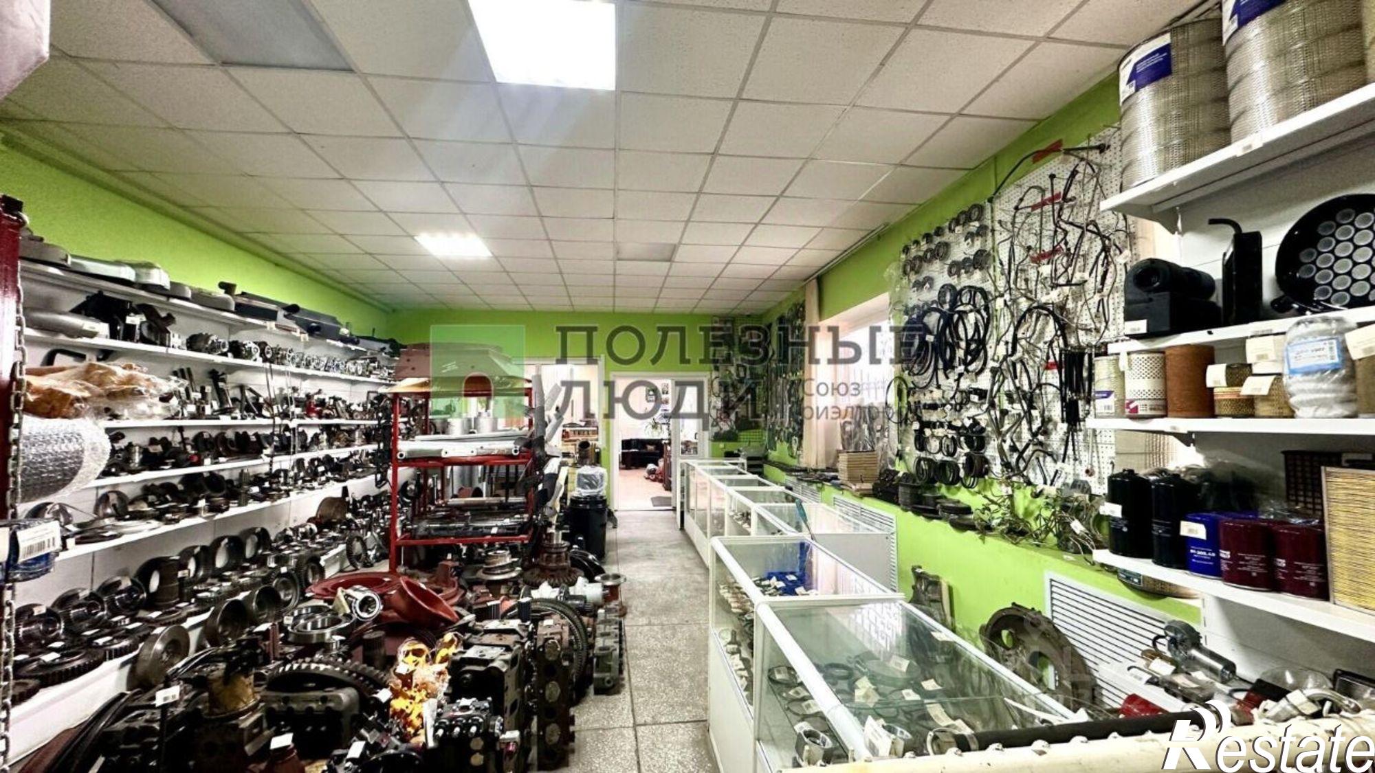 Купить торговое помещение за 14 623 600 рублей на ул Омская, 171А 1