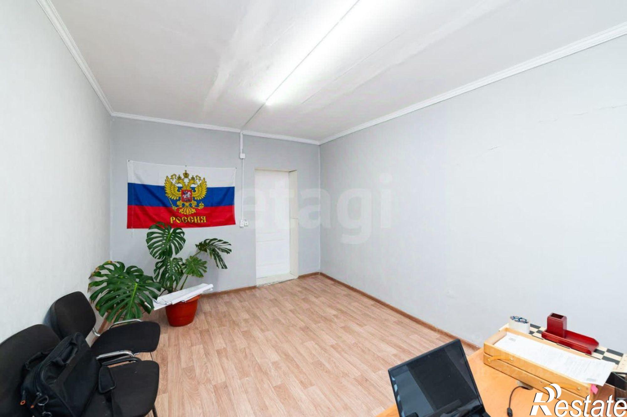 Купить складское помещение за 220 014 000 рублей на ул Омская, 173 3
