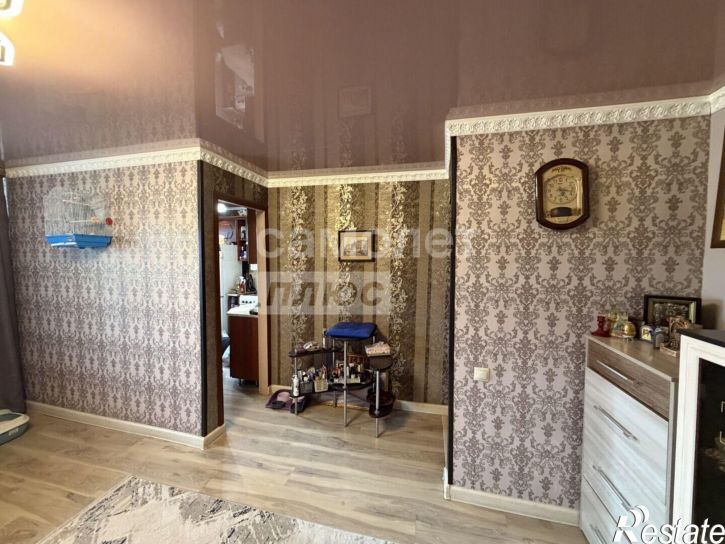 3-комн квартира ул Карбышева, 10,  д. 10