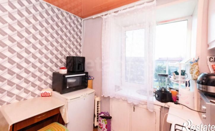 1-комн квартира пр-кт Конституции, 42,  д. 42